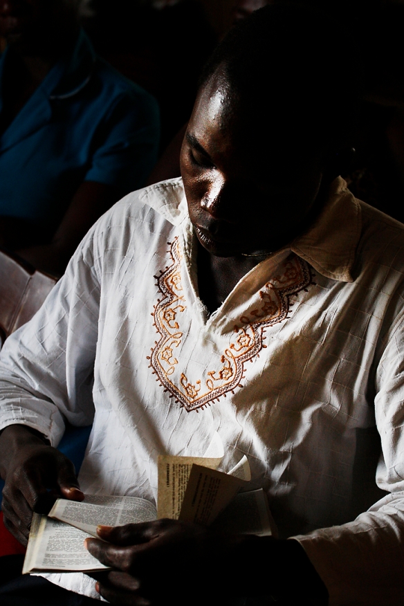 South Sudan Bible Reading by Steve Evans via Wikimedia Commons
